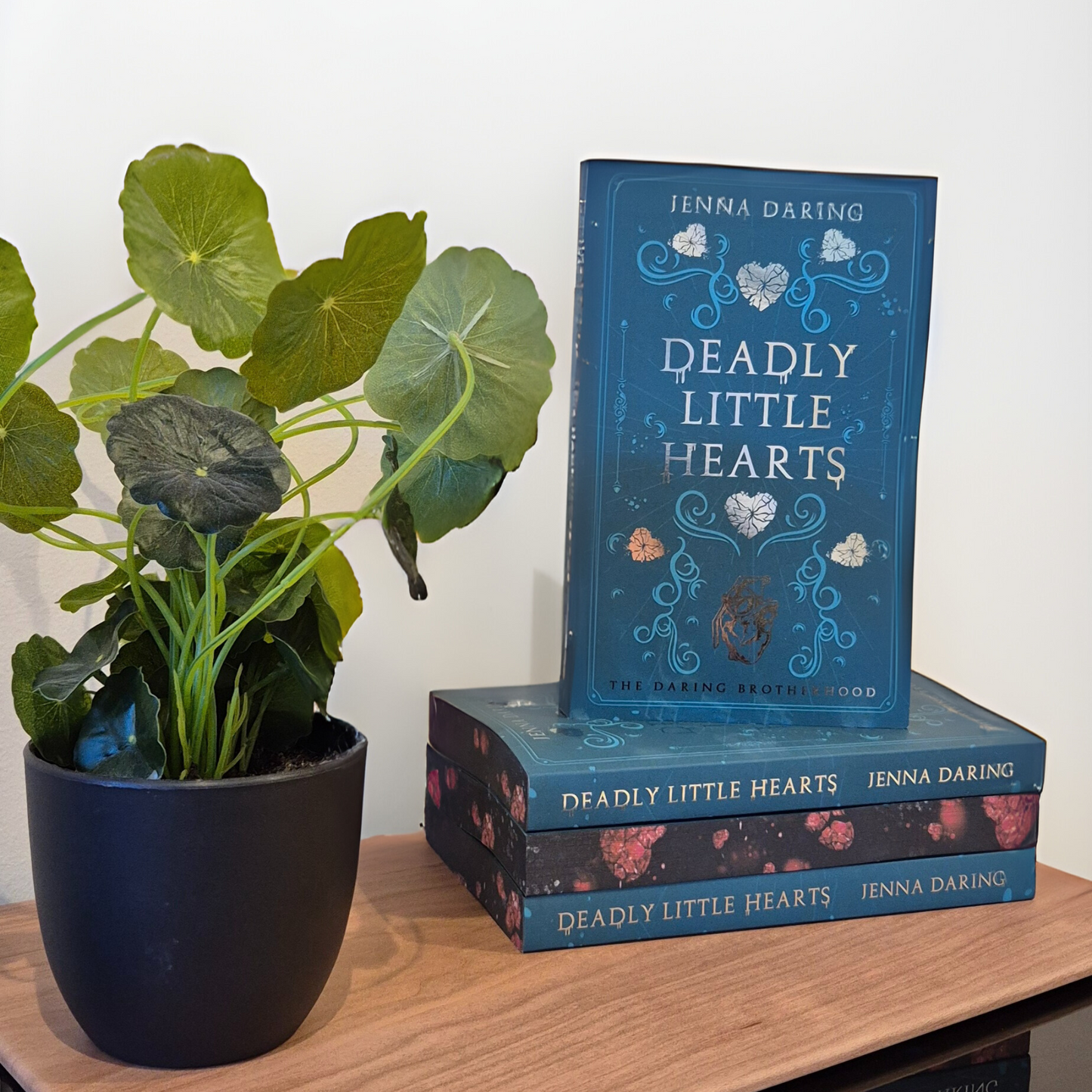 Deadly Little Hearts - Special Edition Paperback